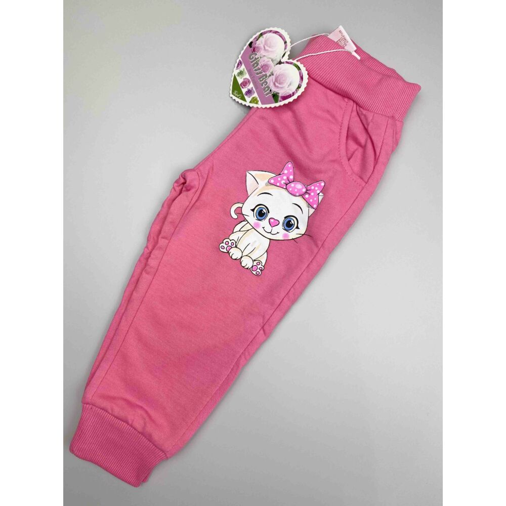 Közép rózsaszín magas pamuttartalmú cica mintás kislány szabadidő nadrág, elején zsebekkel, dereka humis, passzés szárvéggel.