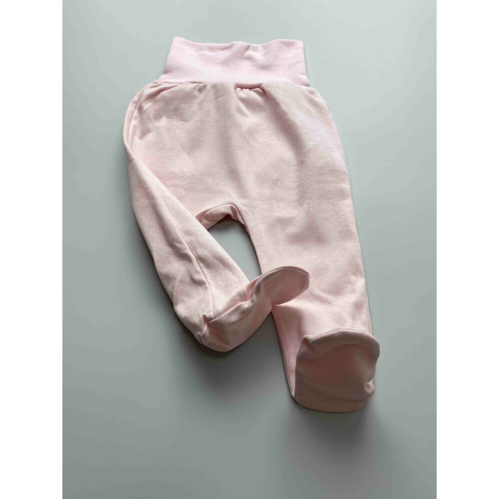 rózsaszín, kislány talpas nadrág, lehajtható széles derék részel, popsiján fodros kialakítással, elülső kép.
