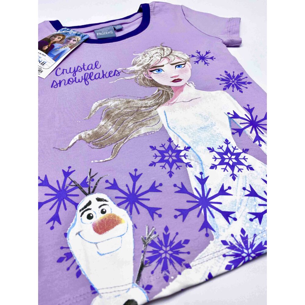 Disney Jégvarázs pamut kislány rövid ujjú nyári pizsama, elején Elsa filmnyomott minta és hópelyhek, lila színű felső, közeli kép.